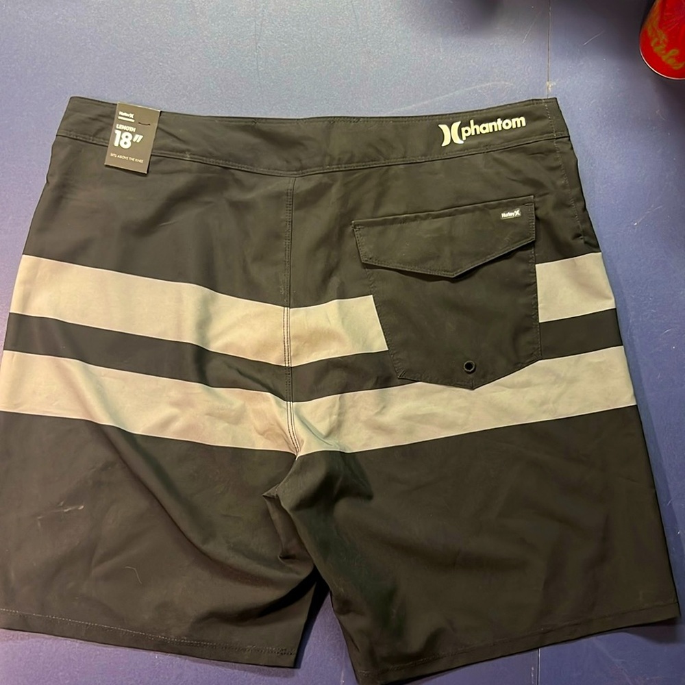 Hurley Men’s Board Shorts 32